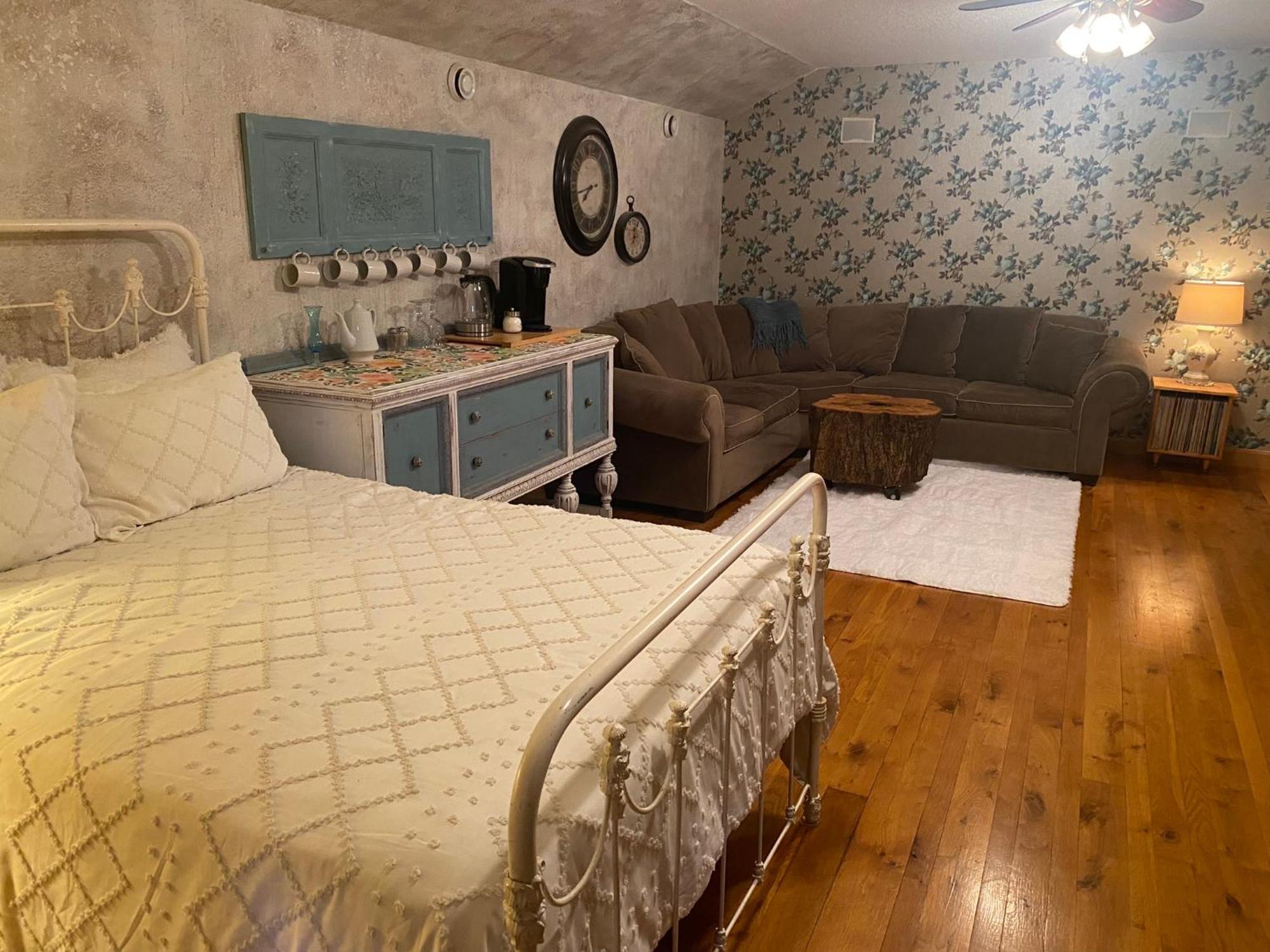 Bed And Breakfast Suite At The Wooded Retreat Pine City Exterior foto
